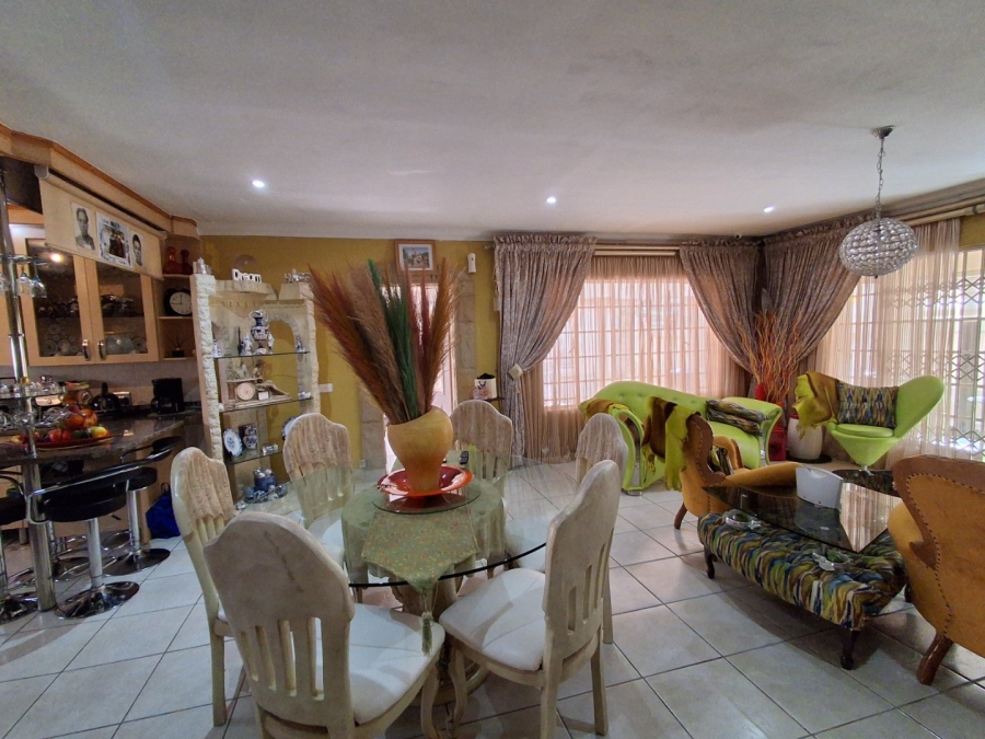 2 Bedroom Property for Sale in Flamwood North West
